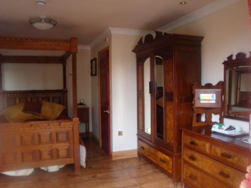 Watersmeet Country Inn Gloucester Bagian luar foto